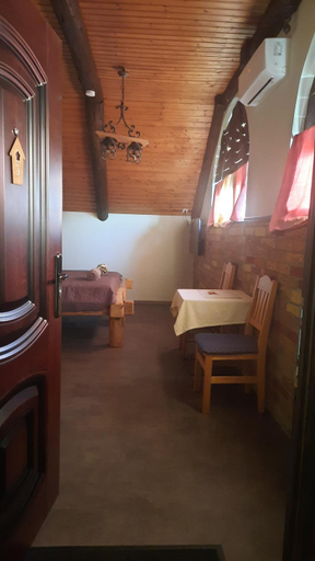 Bedroom 2, Kontra szallashely, Szeged