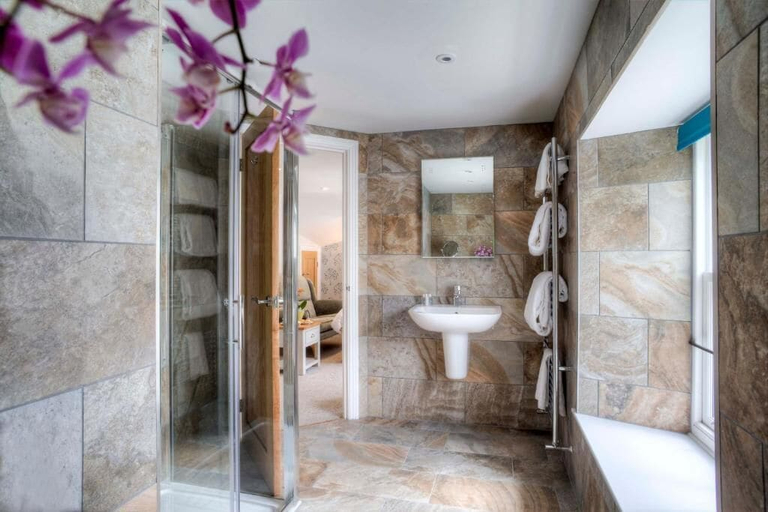 Bathroom 3, Bertram's, Northumberland
