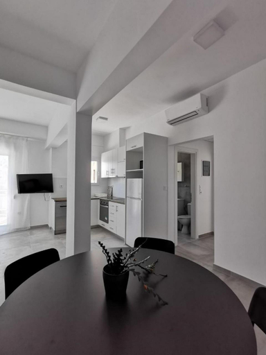 Facilities 2, Ikarus, Attica