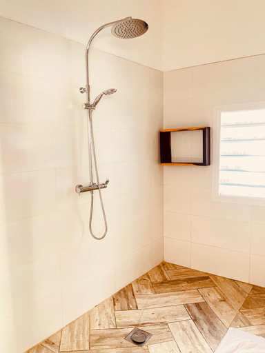 Bathroom 3, VOVO TELO LODGE, Atsimo-Andrefana