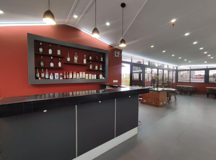 Food & Drinks 5, Feima Hotel, Analamanga