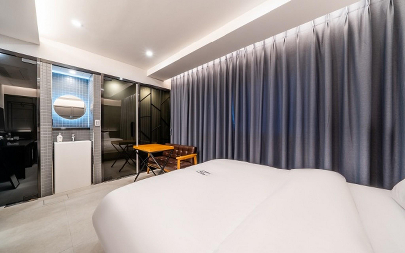 Bedroom 2, Jeju The M Hotel, Jeju