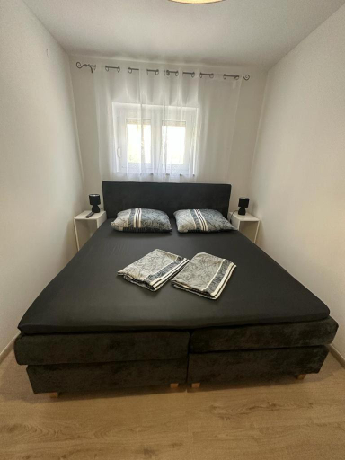 Bedroom 2, Stinjan: Modern Relaxing Apartments, Pula