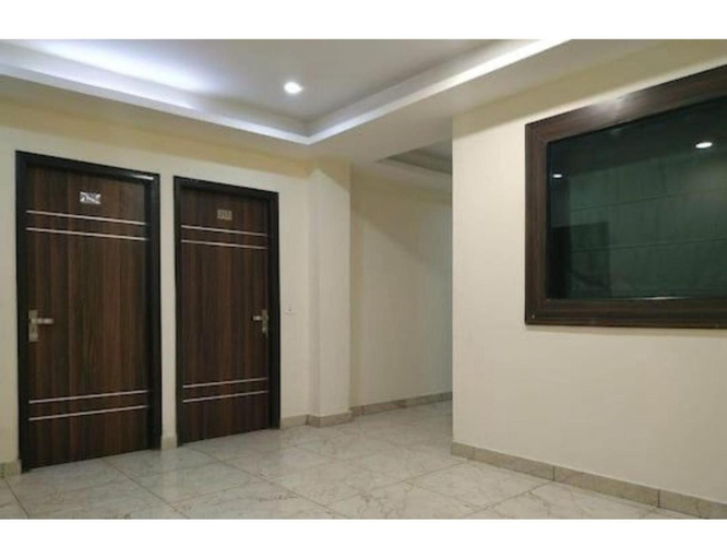 Public Area 1, Hotel Ess Pee 91, Chandigarh, Chandigarh