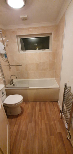 Others 4, Spacious and Serene Stay near Milton Keynes centre, Milton Keynes