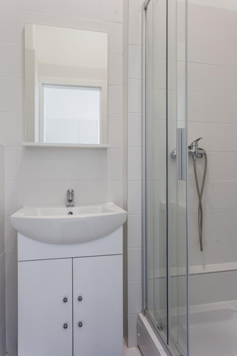 Bathroom 3, Mika Apartment and Studios with free Parking, Zagreb