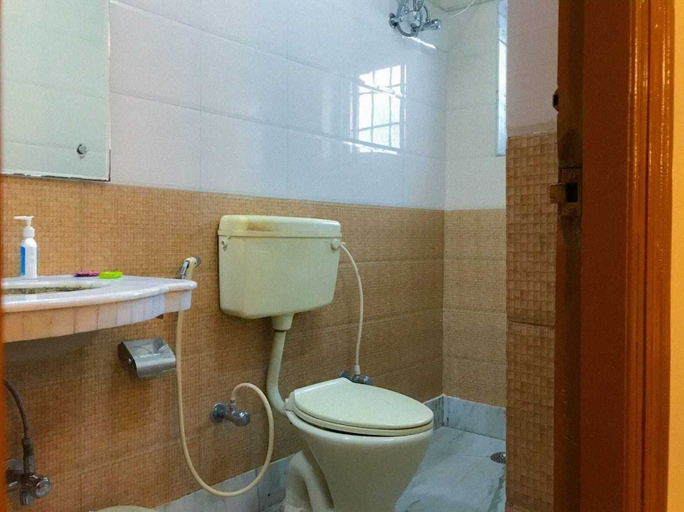 Bathroom 4, Ashray The Living Entity, North 24 Parganas