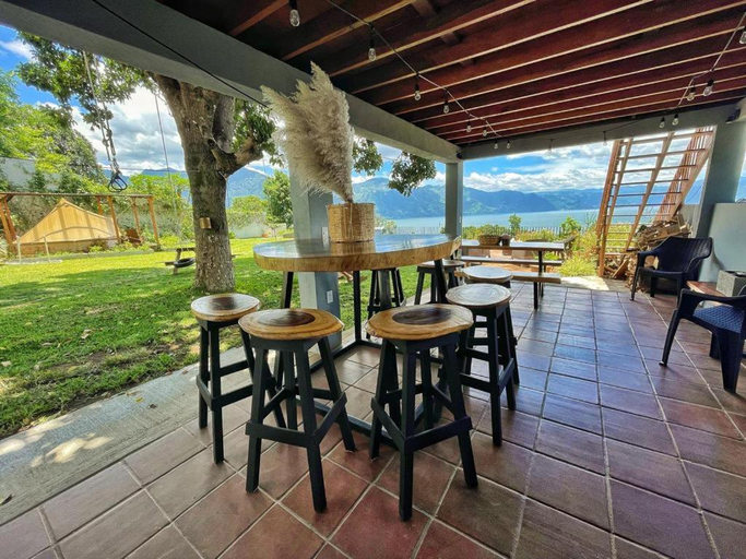 Others 3, Refugio del Volcan Casitas, San Pedro La Laguna