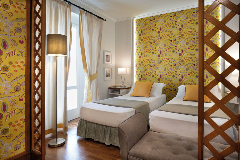 Boheme With Beach & Breakfast Included, Lucca
