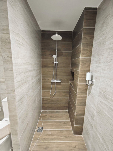 Others 3, Be my guest-Your Urban Stay, Central Macedonia