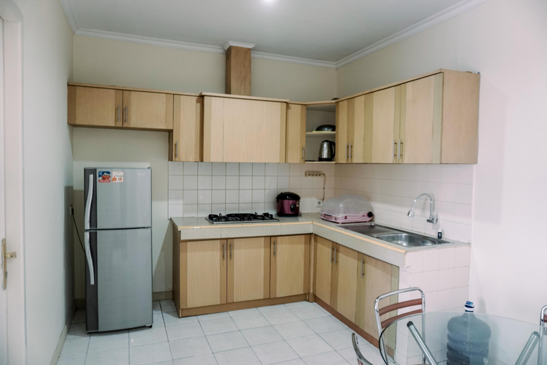 Others 5, Elegant and Comfortable 2BR Puri Garden Apartment By Travelio, West Jakarta