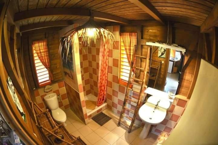 Bathroom 3, Bungalows du Soleil - Piscine Jardin Fleuri, Le Gosier