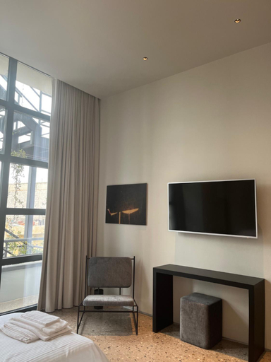 Bedroom 4, PlexiSpace, Attica