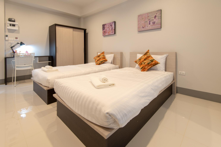 Bedroom 8