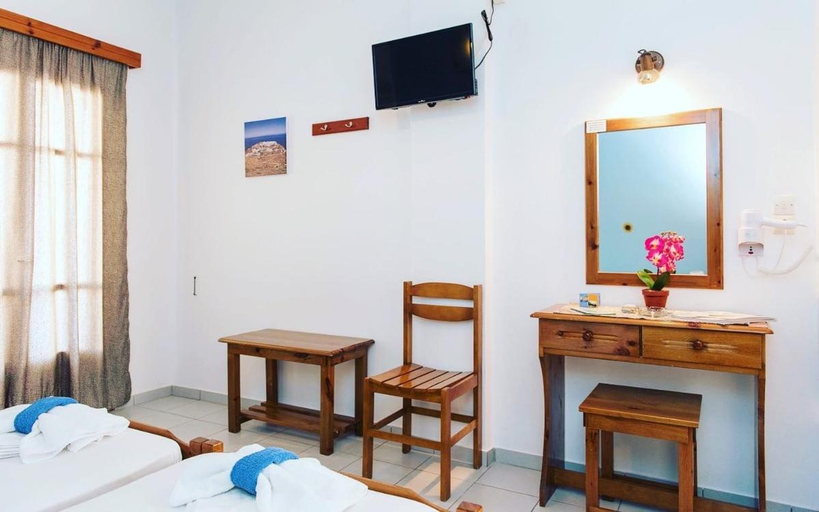 Others 5, Studios Mirtia, South Aegean