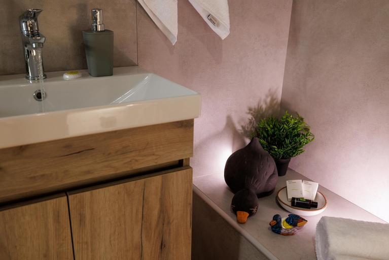 Bathroom 3, Cathedral Suites, Crete