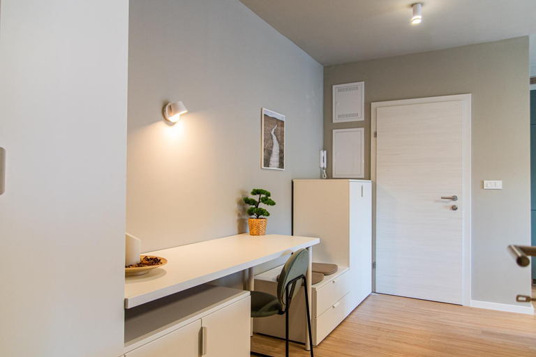 Others 5, Flexible SelfCheckIns 58, 59 & 60 - Zagreb - Loggia - New - Luxury, Zagreb
