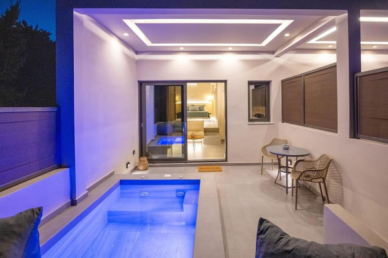 Others 5, Pearle Suites and Villa Tinos, South Aegean