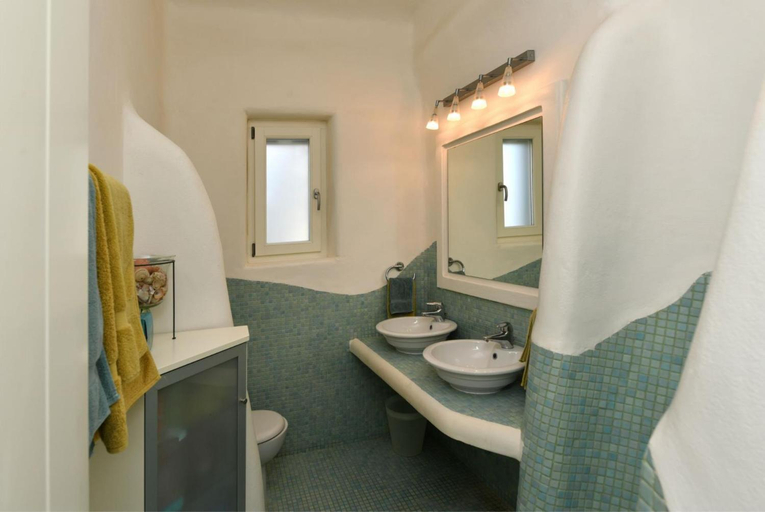 Bathroom 2, Villa Delion, Paros, South Aegean