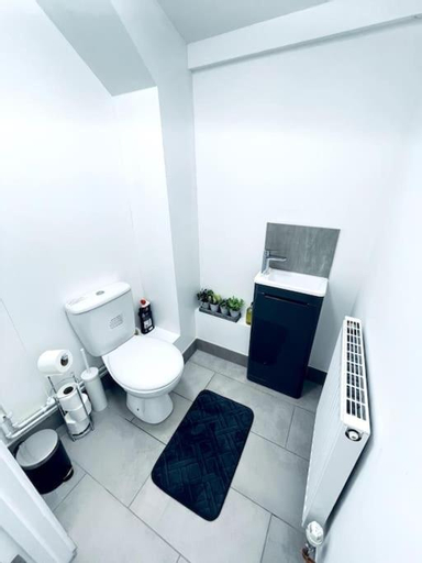 2 Bedroom Modern House in Cambridge city centre, Cambridgeshire