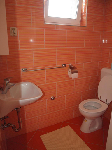 Bathroom 3, Apartments & Room Masa, Starigrad