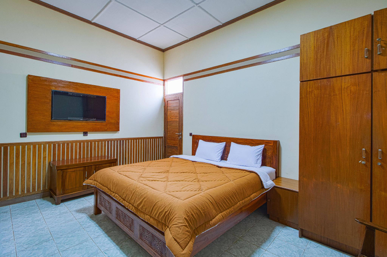 Bedroom 12