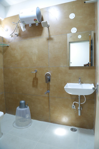 Bathroom 5, Anika Suites, Hyderabad