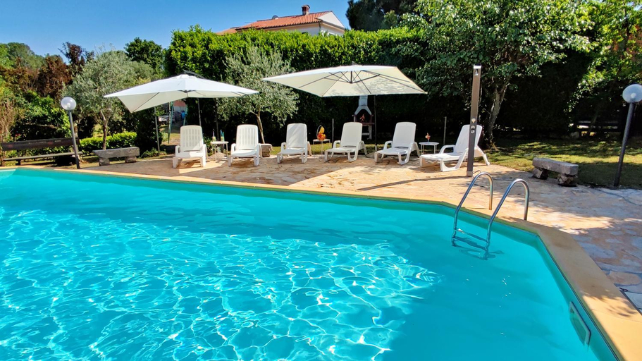 Sport & Beauty 4, Beautiful apartment for two with a pool, Rovinj