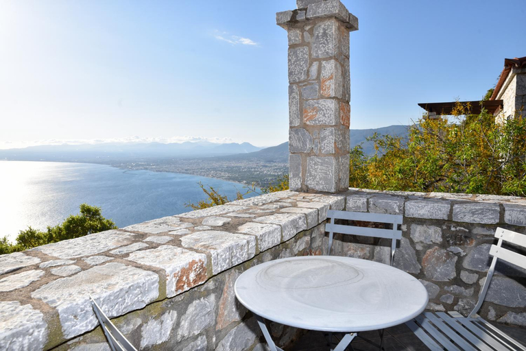 Others 3, Ryalos Villas, Peloponnese