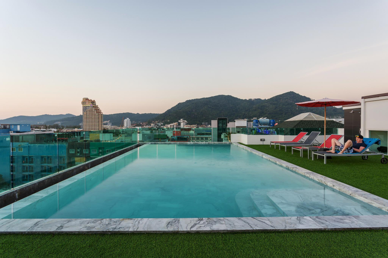 Sport & Beauty 2, Neon Patong Hotel, Phuket Island