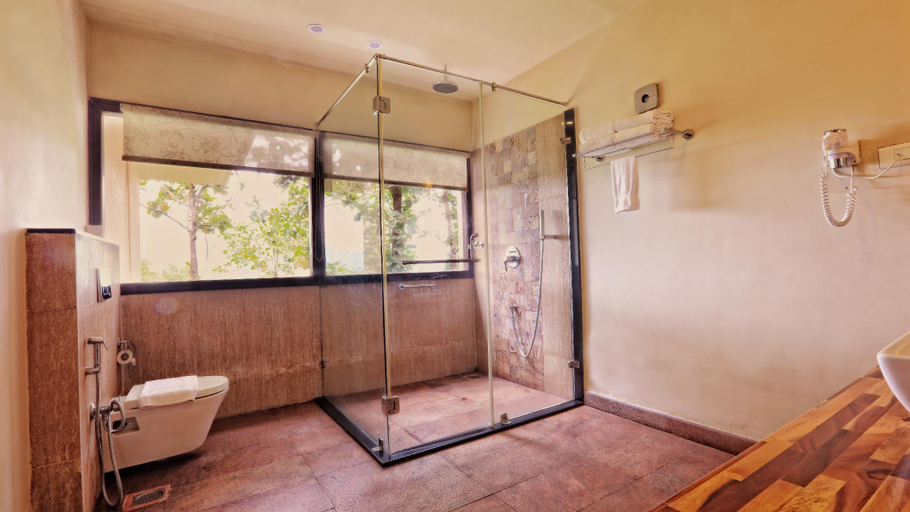 Bathroom, The Windflower Resort & Spa Vythiri, Wayanad