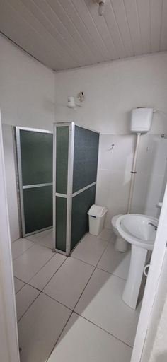 Bathroom, pousada da tia Lúcia-Loft Rosa Amarela, Saquarema