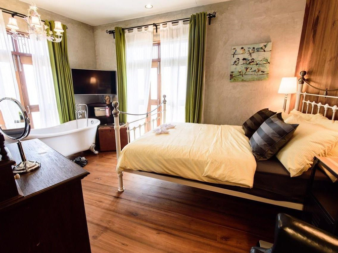 Bedroom 28
