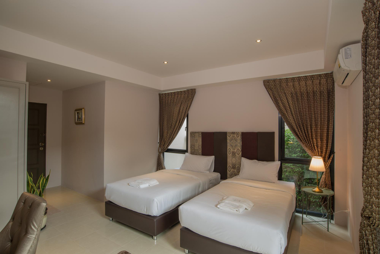 Bedroom 5
