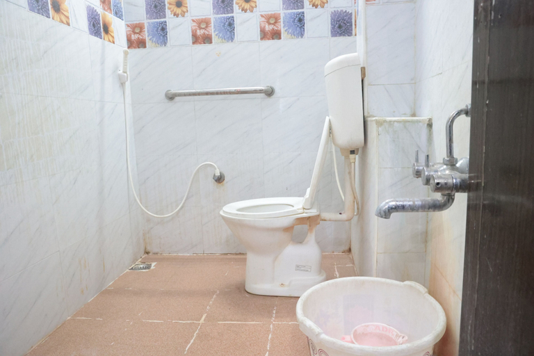 Bathroom 4, Kala Ressidency, Tiruvannamalai