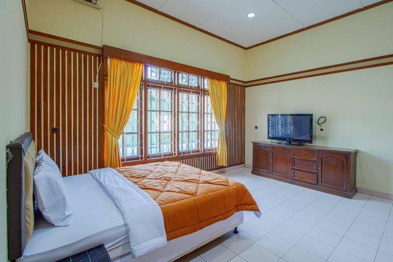 Bedroom 6