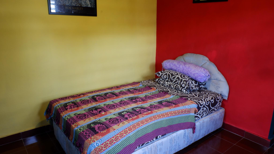 Bedroom 12