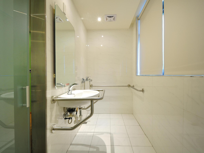 Bathroom 5