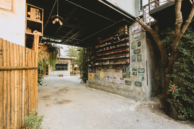 Others 3, 99/9 Box Resort, Muang Phetchaburi