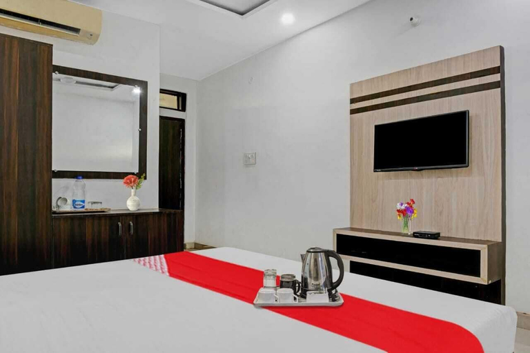 Bedroom 5, Hotel Paradies By GRB, Varanasi