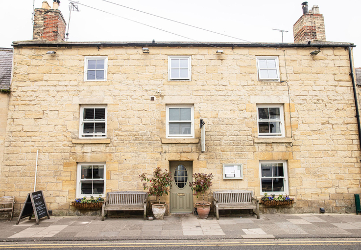 Exterior & Views 2, Bertram's, Northumberland