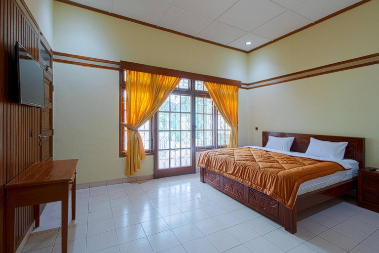 Bedroom 9