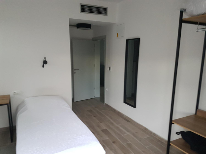 Others 5, Lake house, Zagreb
