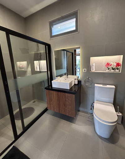 Bathroom 4, Royal Hill Villa, Bogor