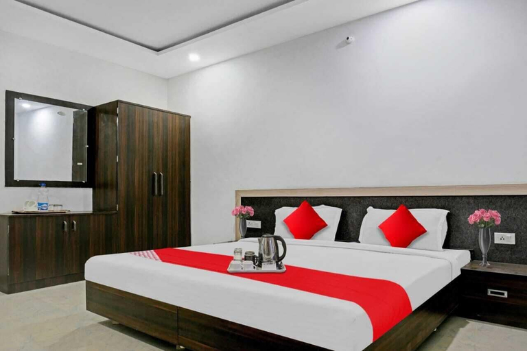 Bedroom 1, Hotel Paradies By GRB, Varanasi