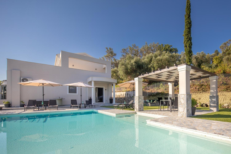 Others 5, Villa Tolena, Ionian Islands