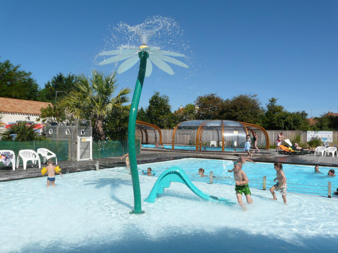 Others 4, Camping Le Village de la Mer, Loire-Atlantique