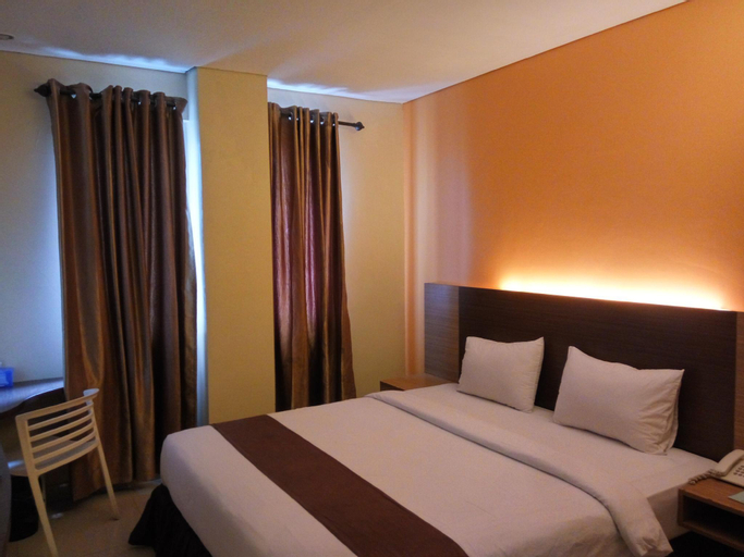 Bedroom 12