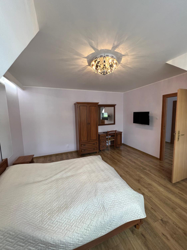 Others 5, Garden Villa, Kielce