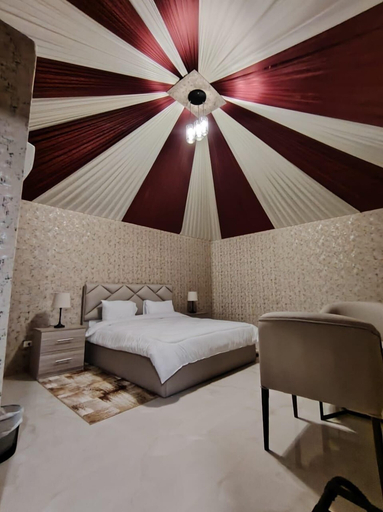 Bedroom, Eagle Rum Camp, Quaira